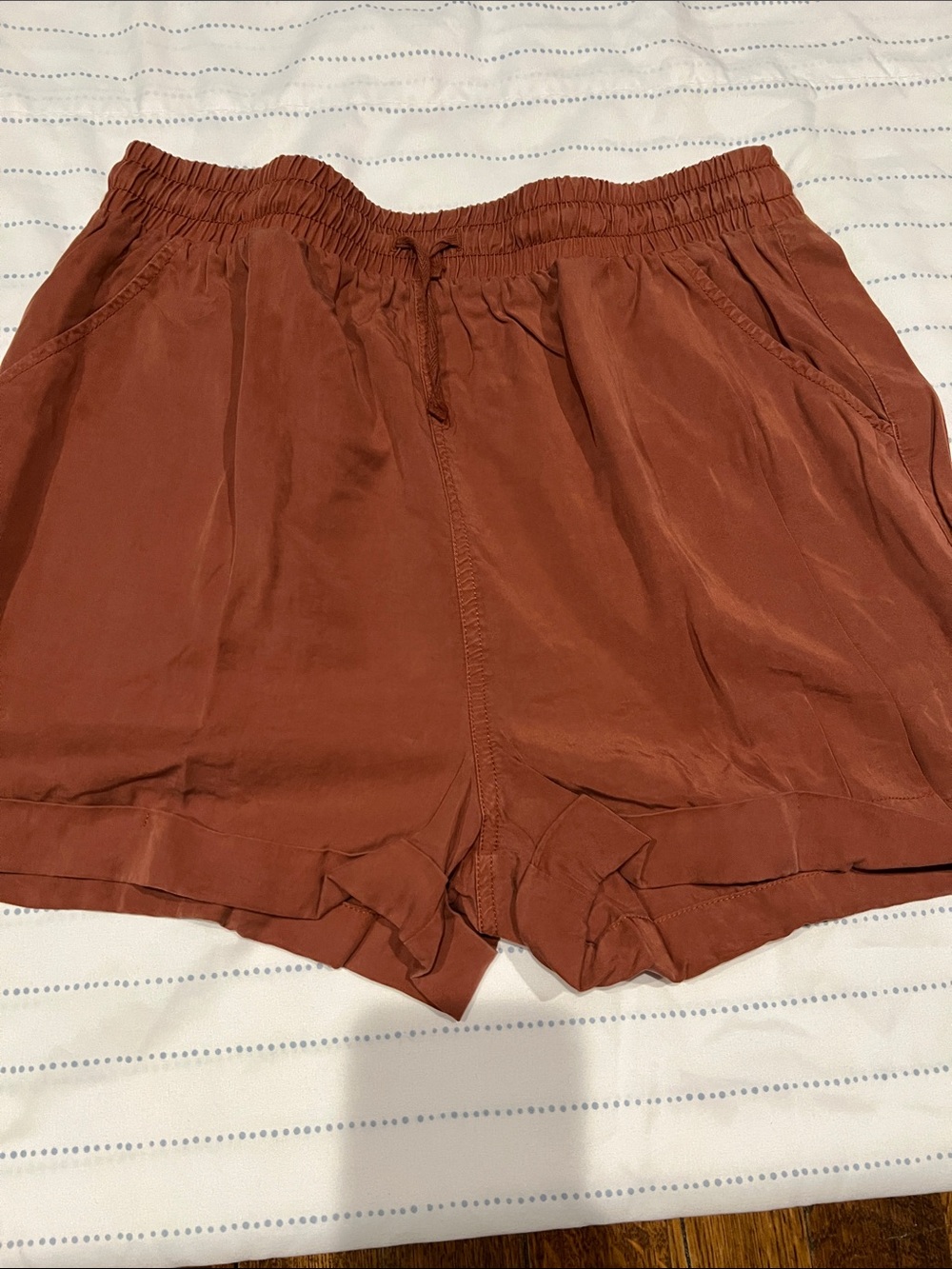 Universal Thread Women's Rust High-Waist Elastic Drawstring Shorts